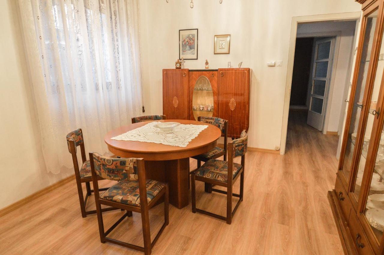 Casa Vacanze Nonno Asterio Монфальконе Экстерьер фото